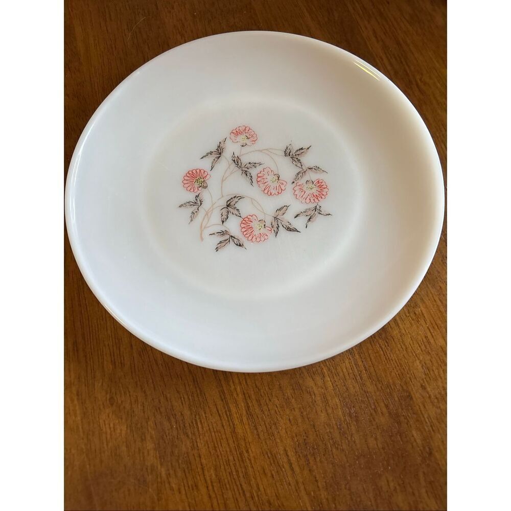 Vintage Milk Glass Fire King Dinner Plates (set of 5)